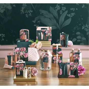 [BUY 1 FREE 1] The Luxury Bathing Velvet Rose & Peony Top To Toe Essentials Gift Set [CB2408]